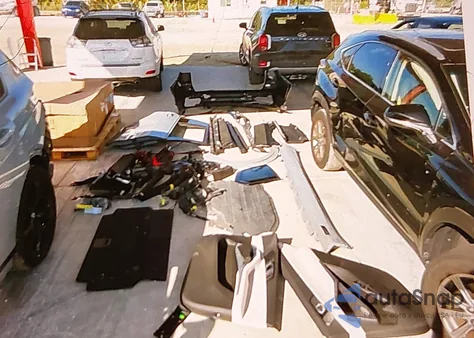 2024 BMW X7 M60I z USA, uszkodzony, nr VIN 5UX33EM00R9V47434